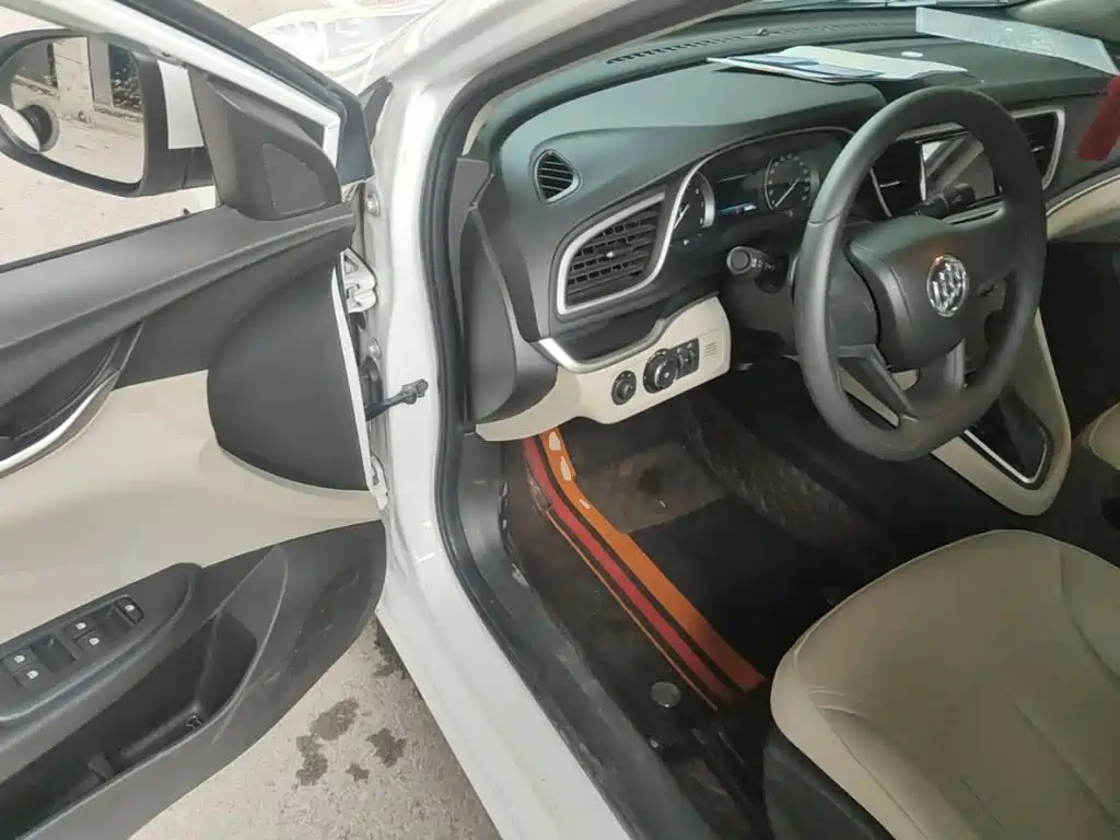 Buick Excelle 2020 — фото 16