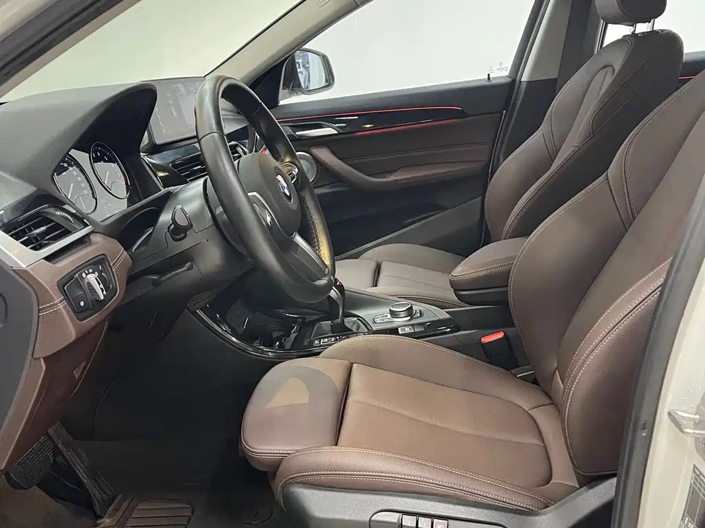BMW X2 2022 — фото 13
