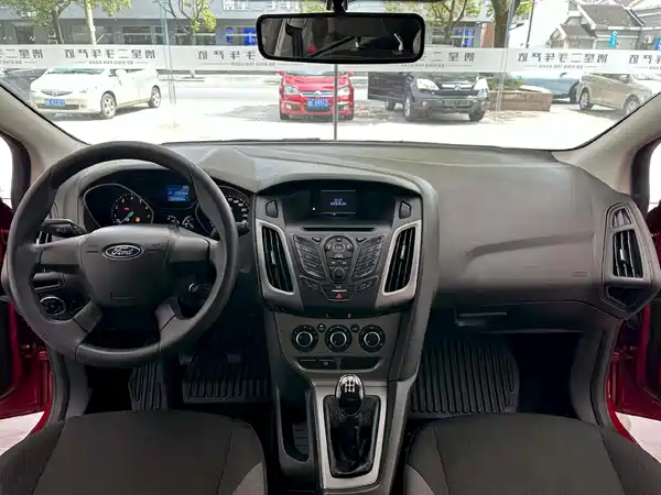 Ford Focus 2012