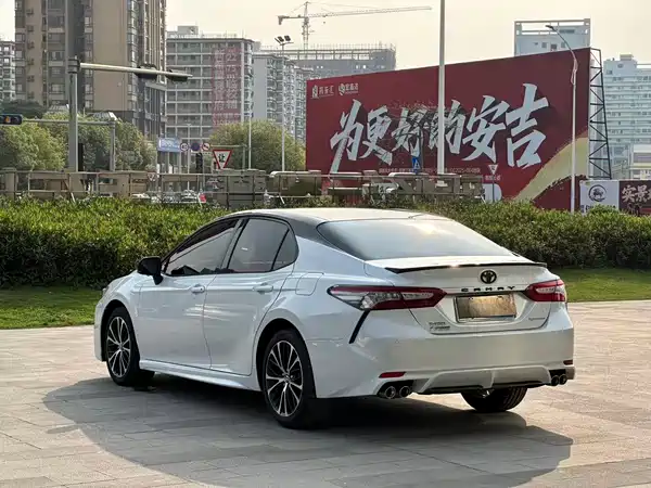 Toyota Camry 2018
