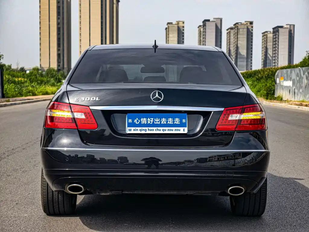 Mercedes-Benz E-Class 2012