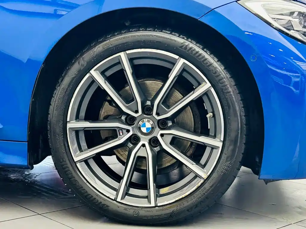 BMW 3 Series 2020 — фото 10