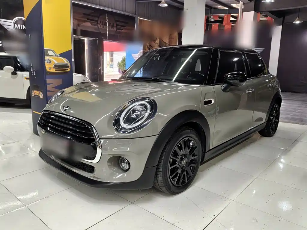 MINI MINI 2020