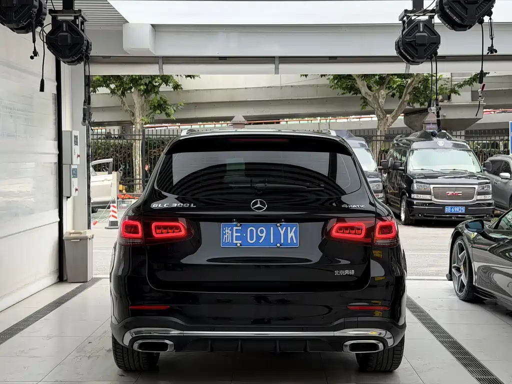 Mercedes-Benz GLC 2021 — фото 17