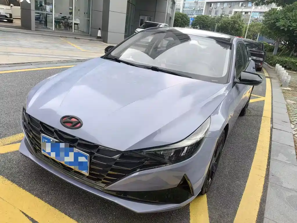 Hyundai Elantra 2020