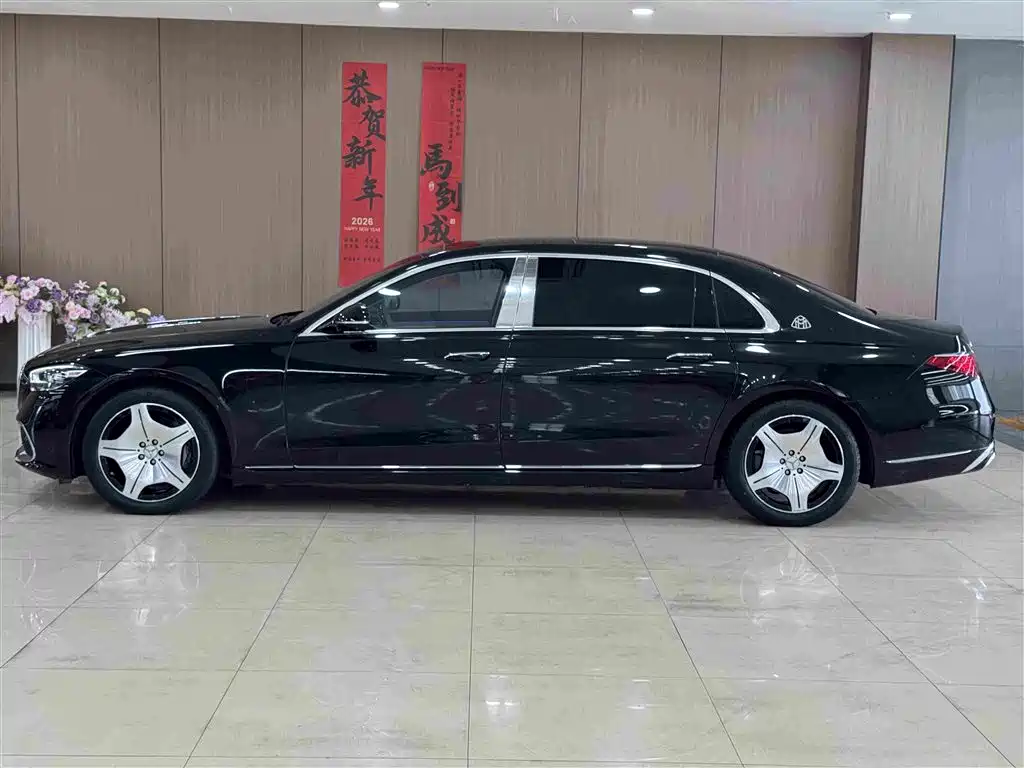 Mercedes-Benz Maybach S-Class 2024
