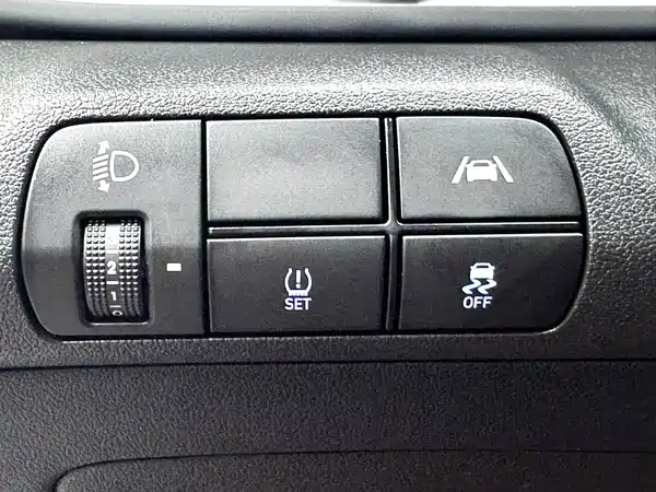 Hyundai Elantra 2022