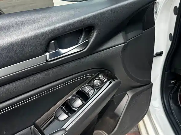 Nissan Teana 2021