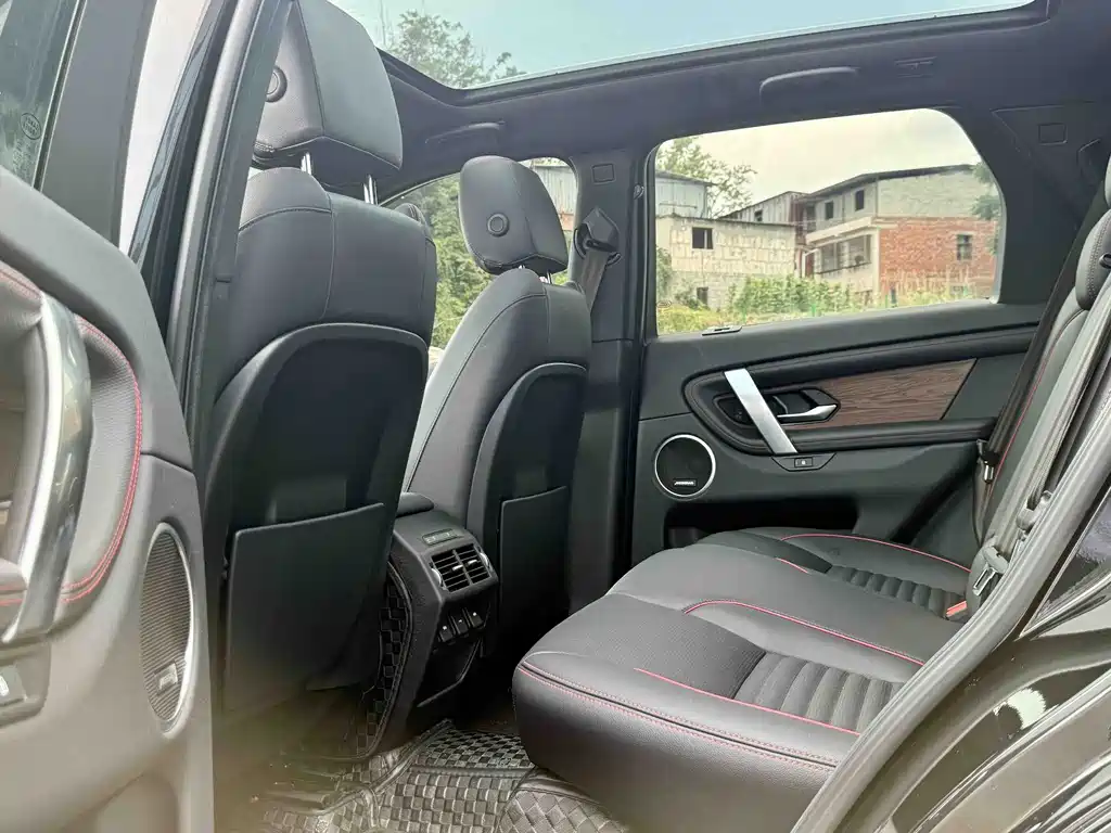 Land Rover Discovery Sport 2022 — фото 8