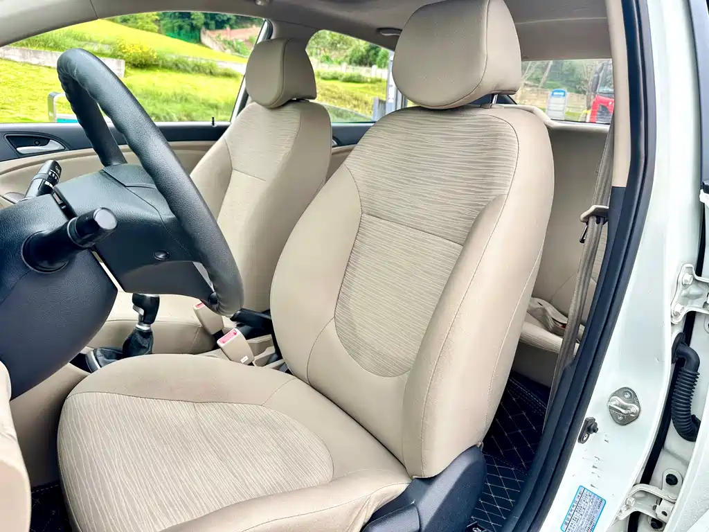 Hyundai Verna 2016 — фото 22