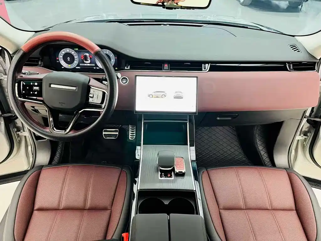 Land Rover Range Rover Evoque 2025 — фото 8