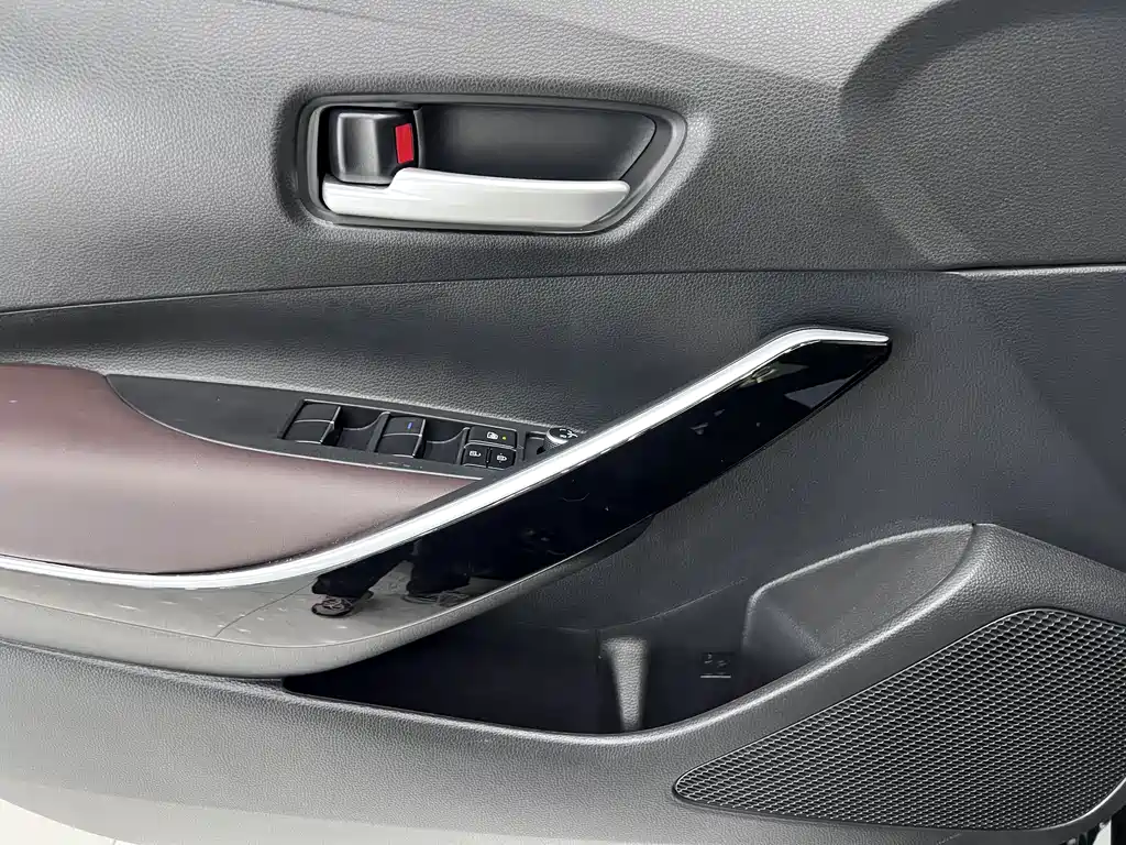 Toyota Levin 2022 — фото 16