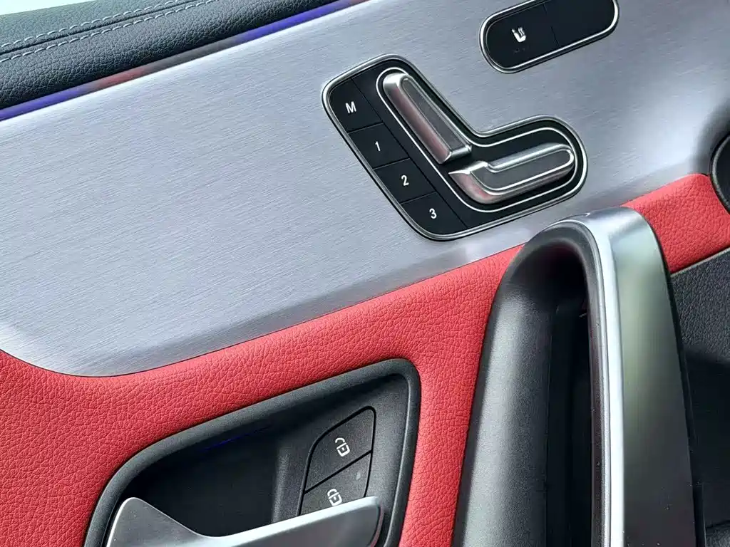 Mercedes-Benz A-Class AMG 2022 — фото 12