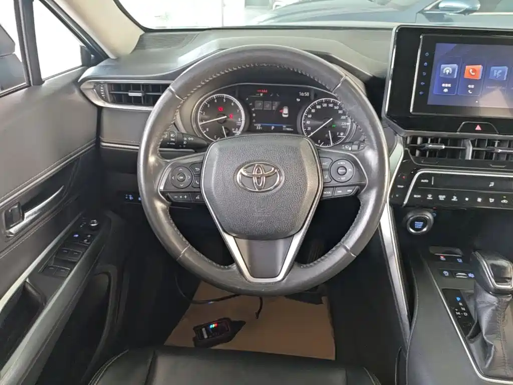 Toyota Harrier 2022 — фото 11