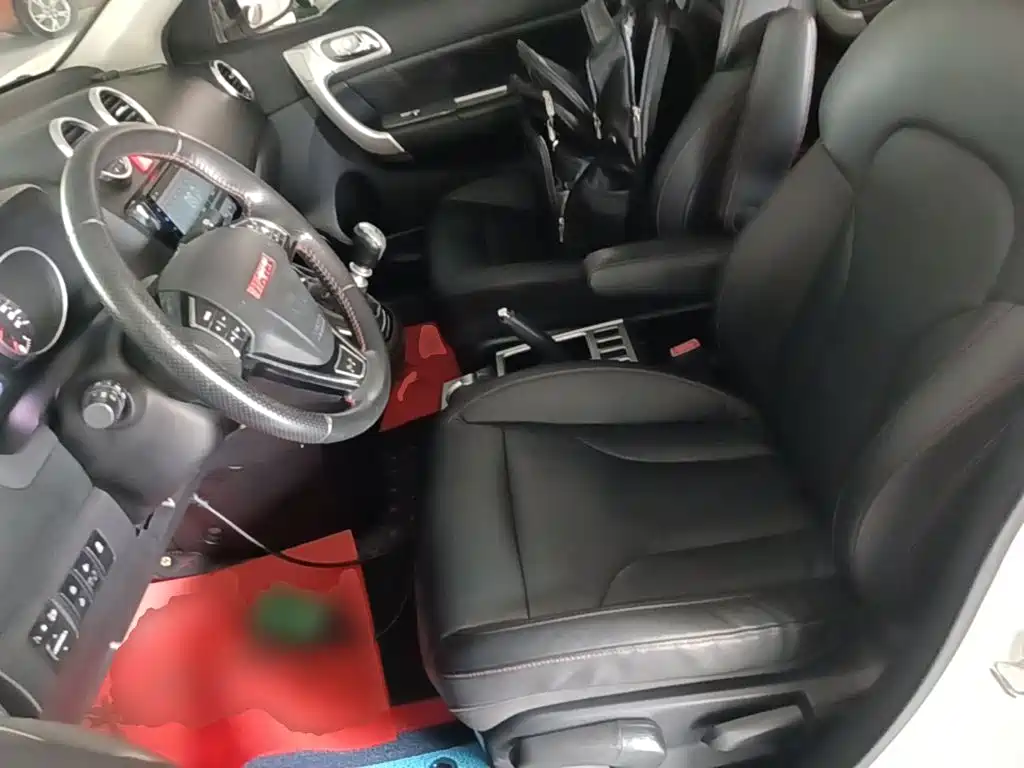 Haval H6 2015 — фото 15