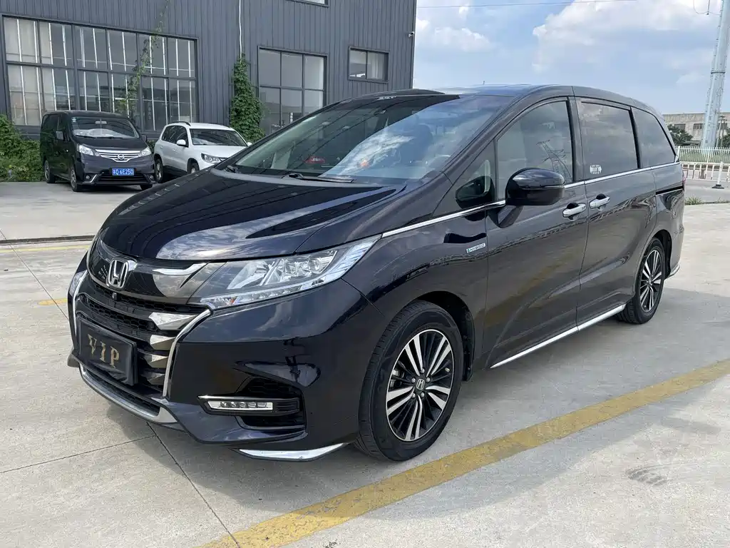 Honda Odyssey 2019 — фото 19