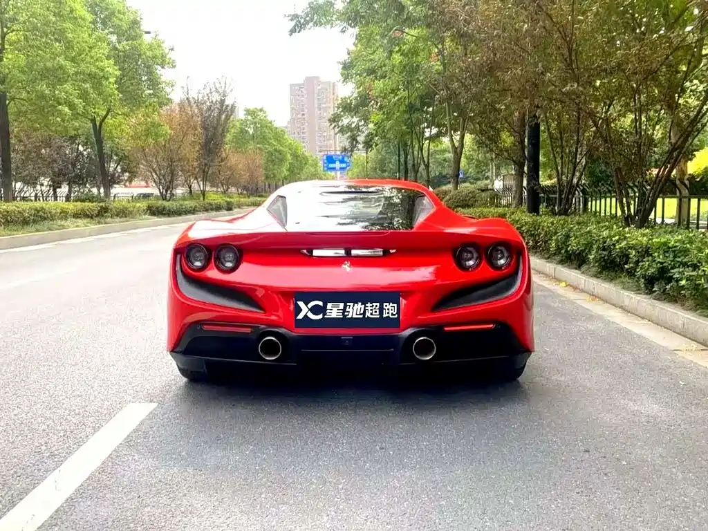 Ferrari F8 2022 — фото 4