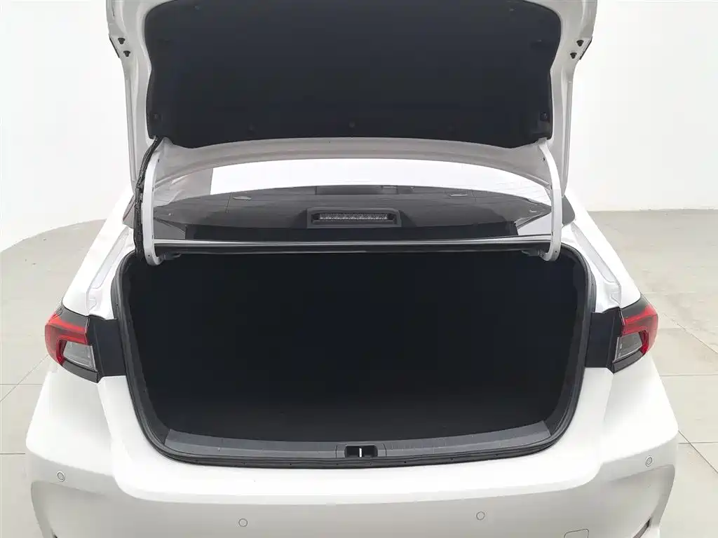 Toyota Allion 2022 — фото 16