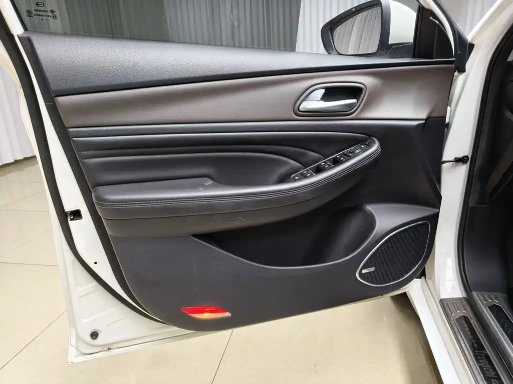 GAC Motor Trumpchi GA4 2018 — фото 19