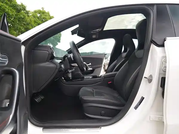 Mercedes-Benz CLA 2022