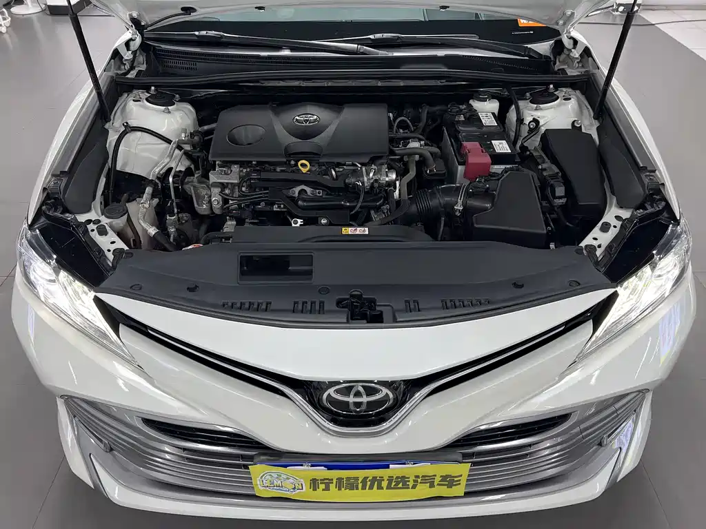 Toyota Camry 2019 — фото 9