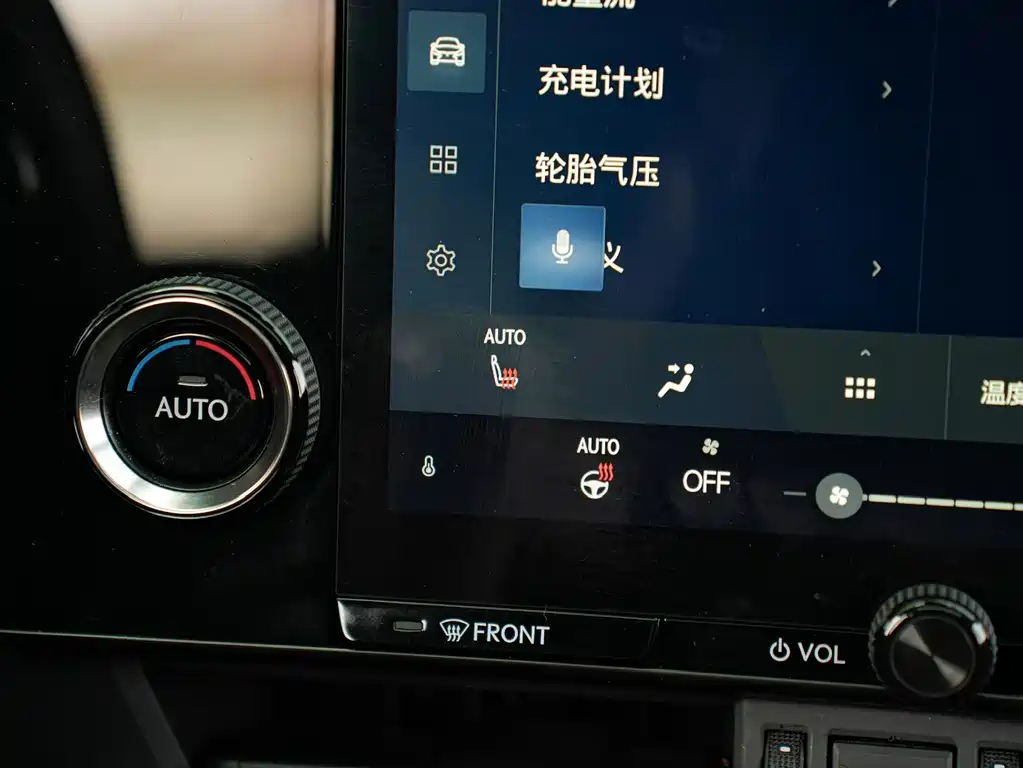 Lexus NX New Energy 2023 — фото 18