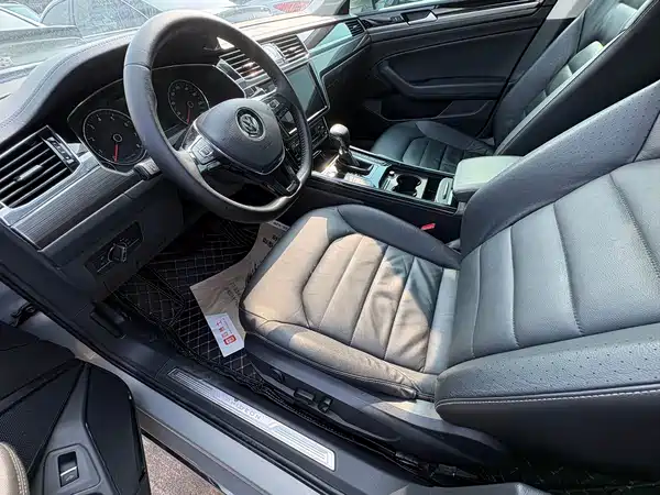 Volkswagen Phideon 2018