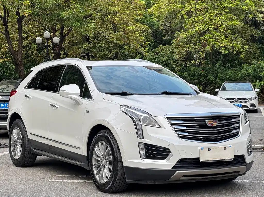 Cadillac XT5 2016 — фото 3