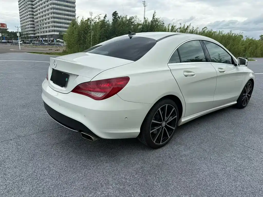 Mercedes-Benz CLA 2015 — фото 7