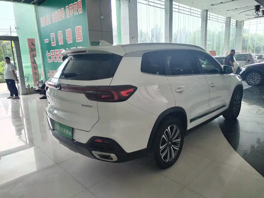 Chery Tiggo 8 2021 — фото 13