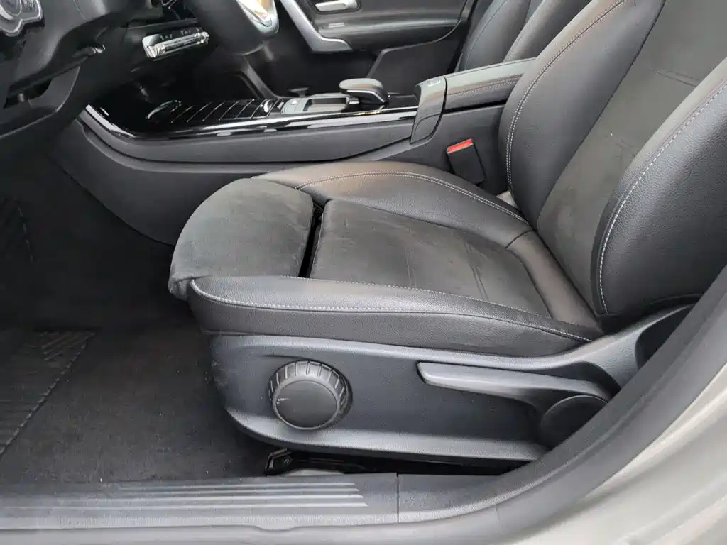Mercedes-Benz A-Class 2019 — фото 20