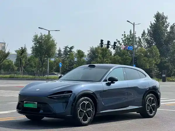 Xiaomi YU7 2025
