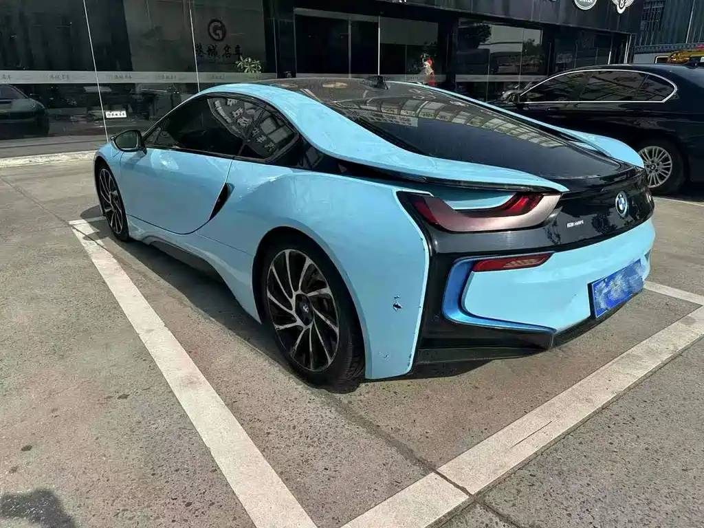 BMW i8 2017 — фото 7