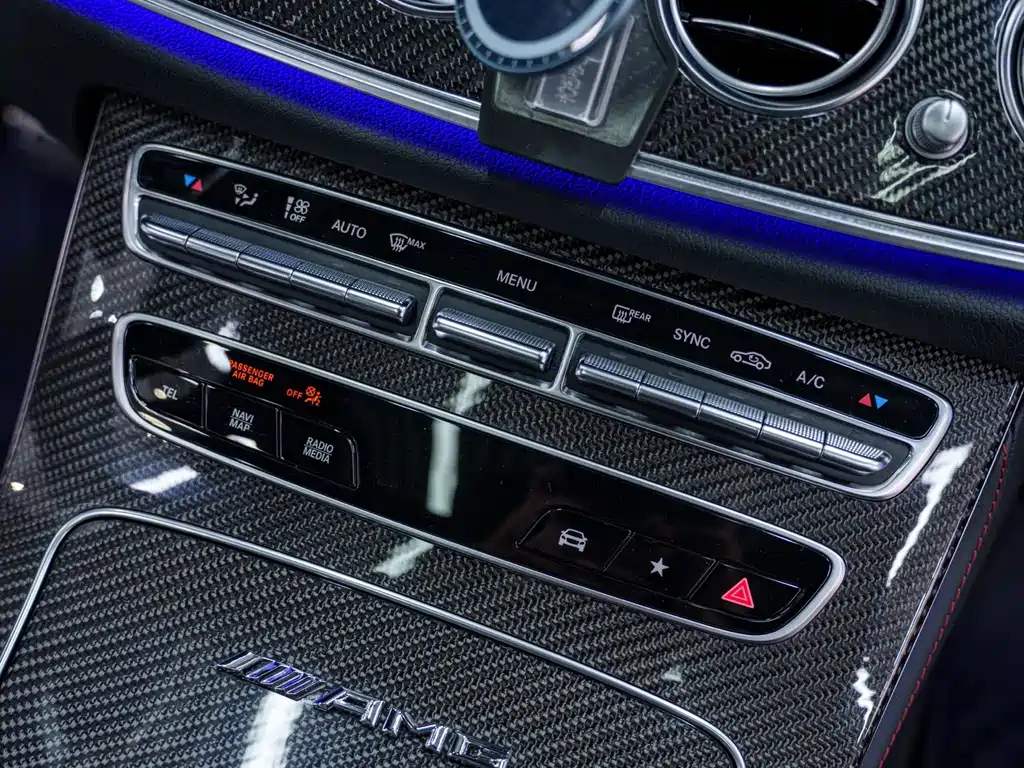 Mercedes-Benz E-Class AMG 2022 — фото 16