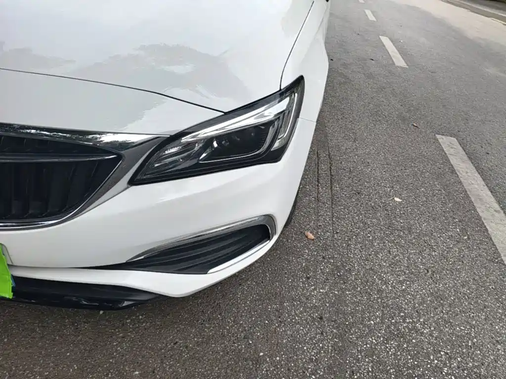 Buick Verano 2019 — фото 24