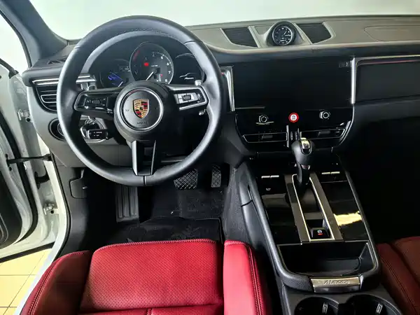 Porsche Macan 2026