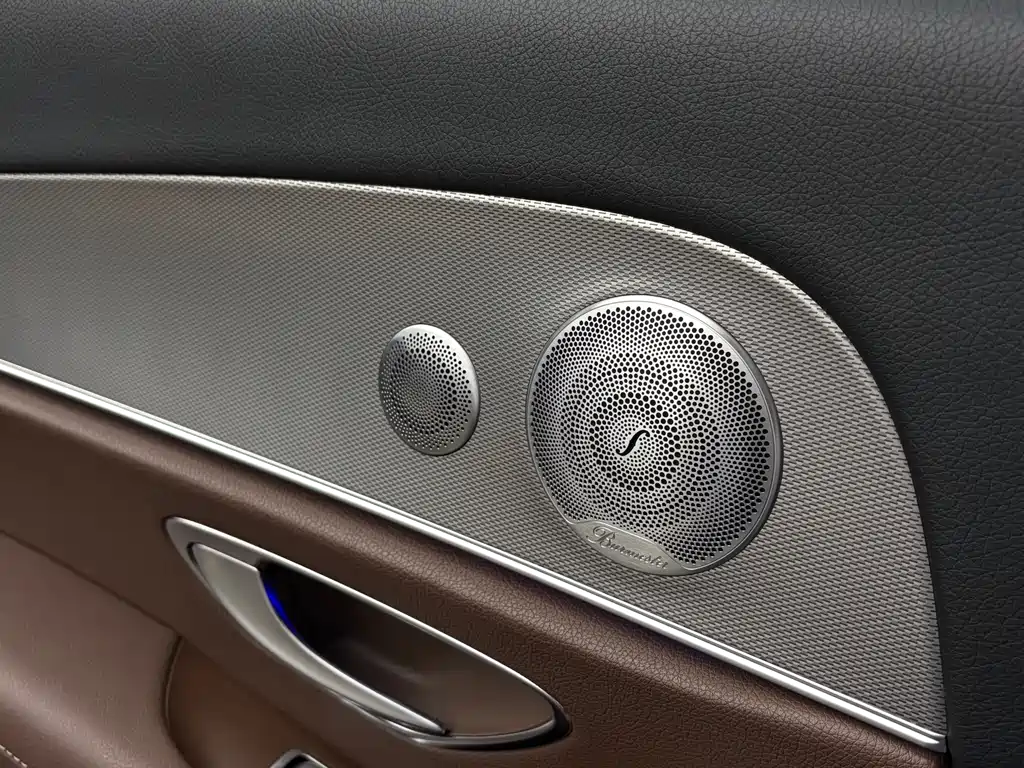 Mercedes-Benz E-Class 2019 — фото 20