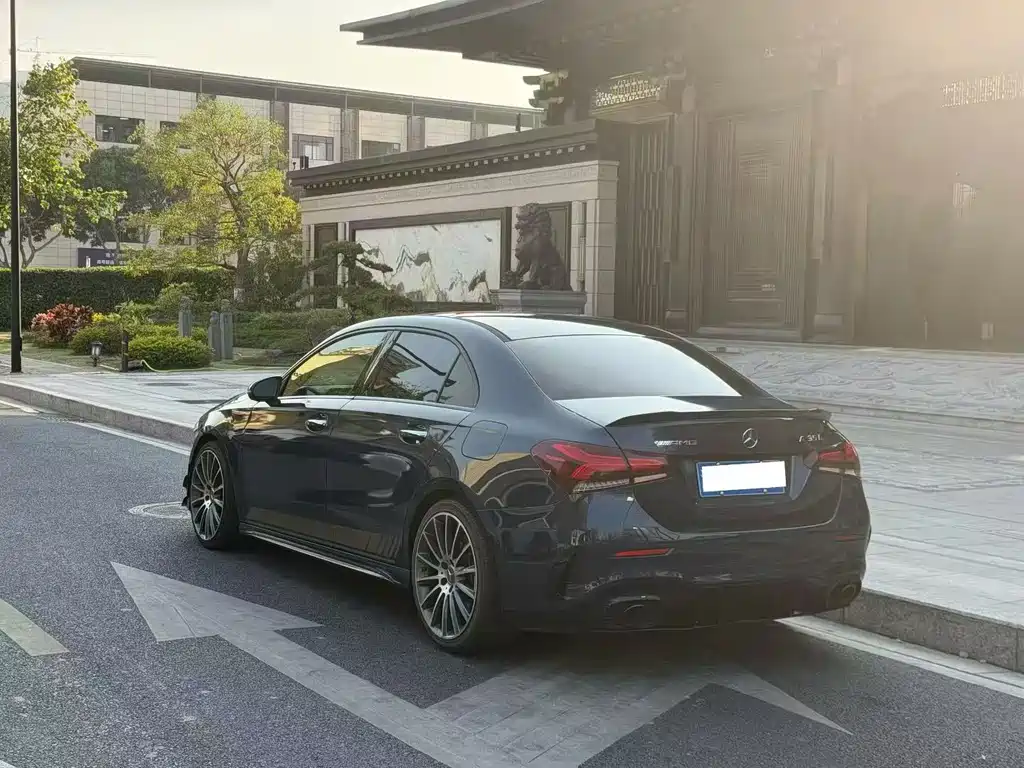 Mercedes-Benz A-Class AMG 2020 — фото 6
