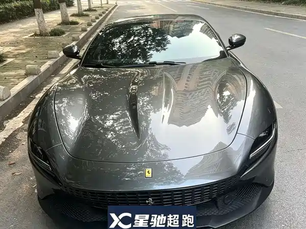 Ferrari Roma 2021