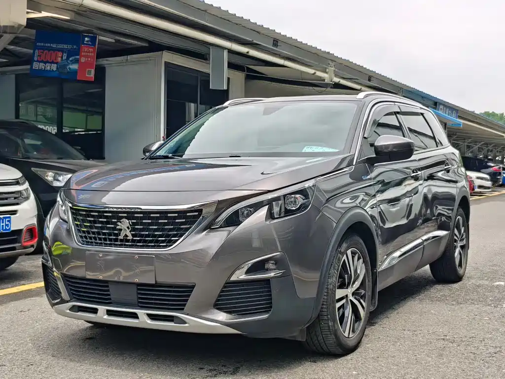 Peugeot 5008 2020 — фото 1