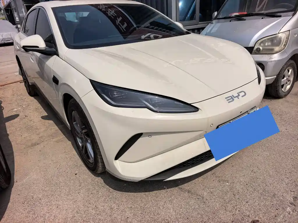 BYD Seal 06 2025