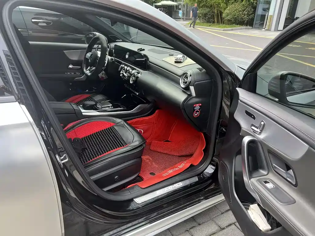 Mercedes-Benz A-Class AMG 2021 — фото 4