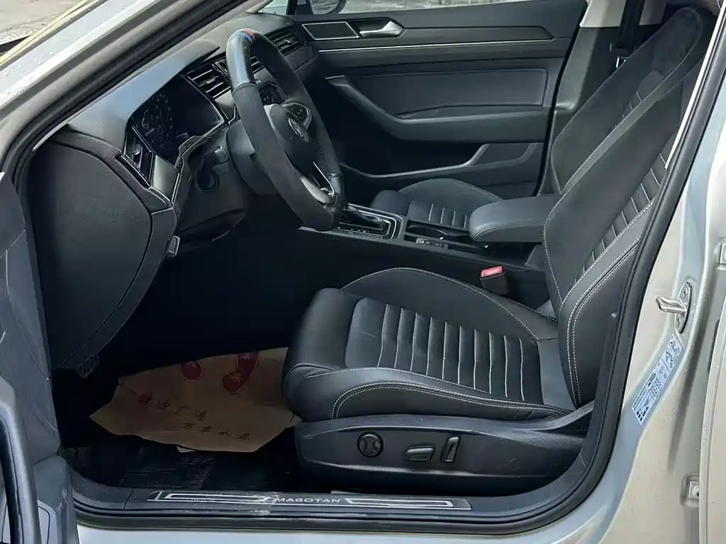 Volkswagen Magotan 2021