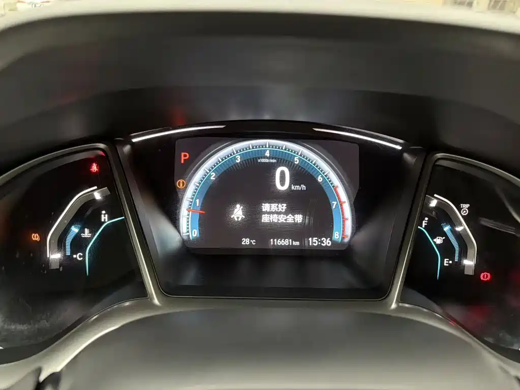 Honda Civic 2018 — фото 12