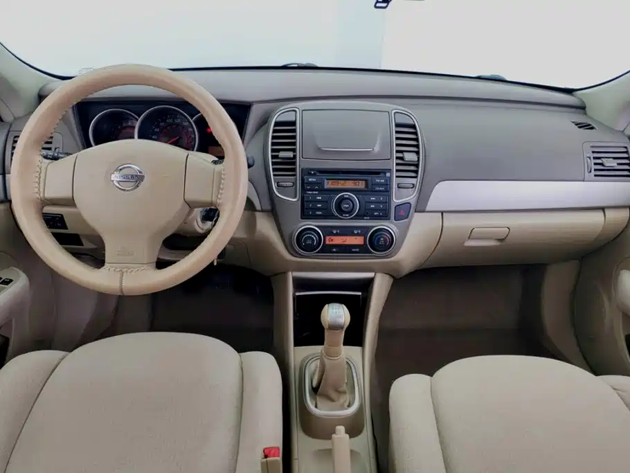 Nissan Sylphy 2015 — фото 12