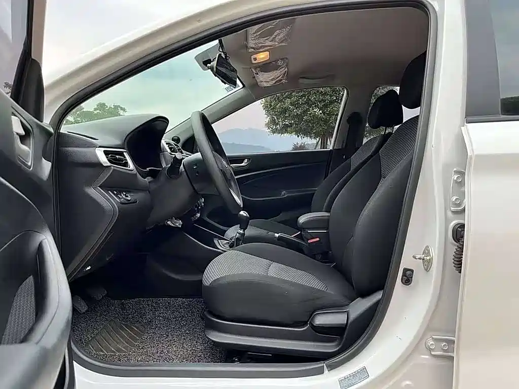Hyundai Verna 2018 — фото 8