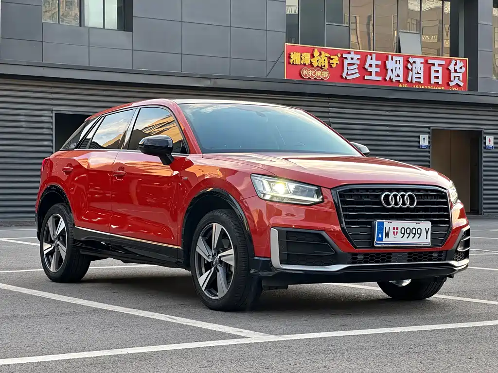 Audi Q2L 2021 — фото 3
