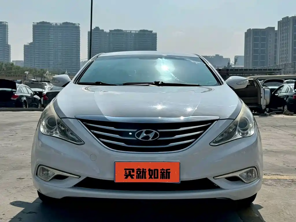 Hyundai Sonata 2013 — фото 2