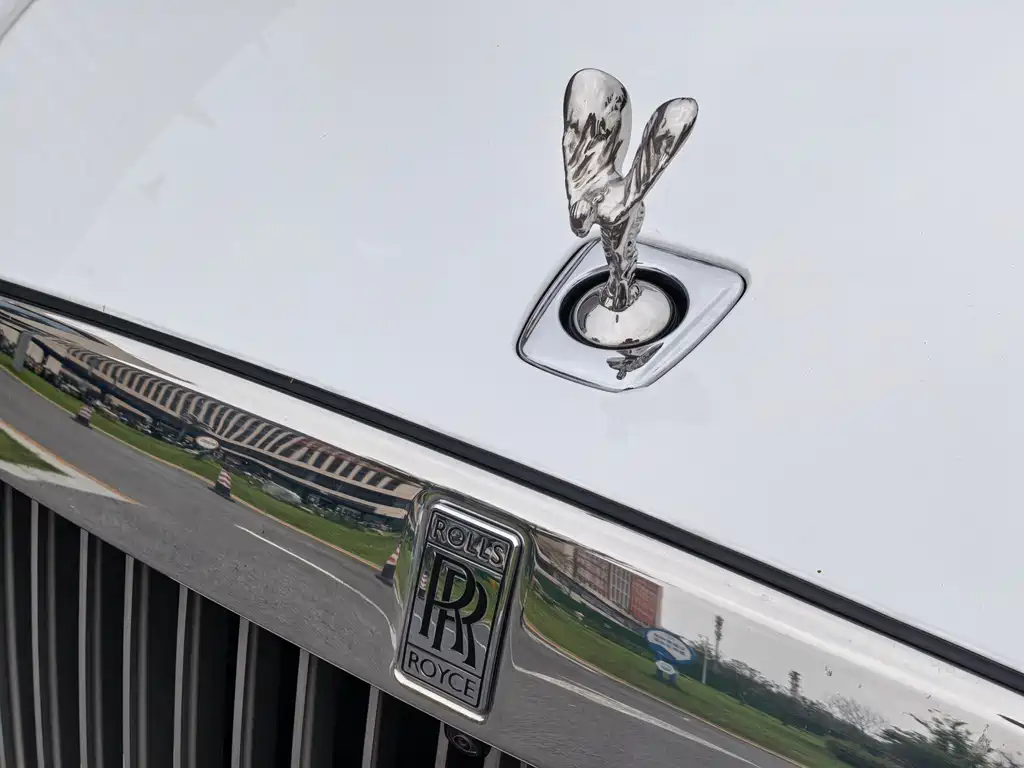 Rolls-Royce Ghost 2025 — фото 5
