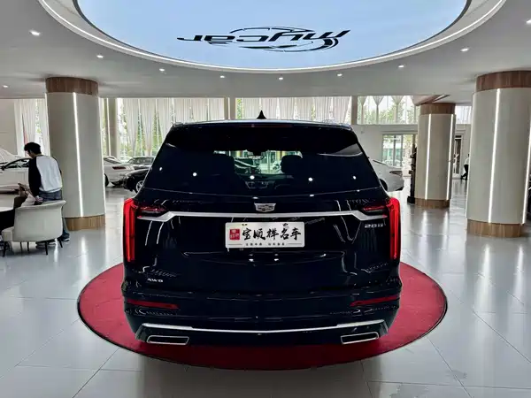 Cadillac XT6 2021